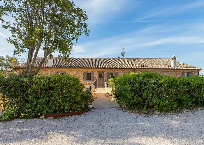 La Donnella - Residenza Di Campagna 3*