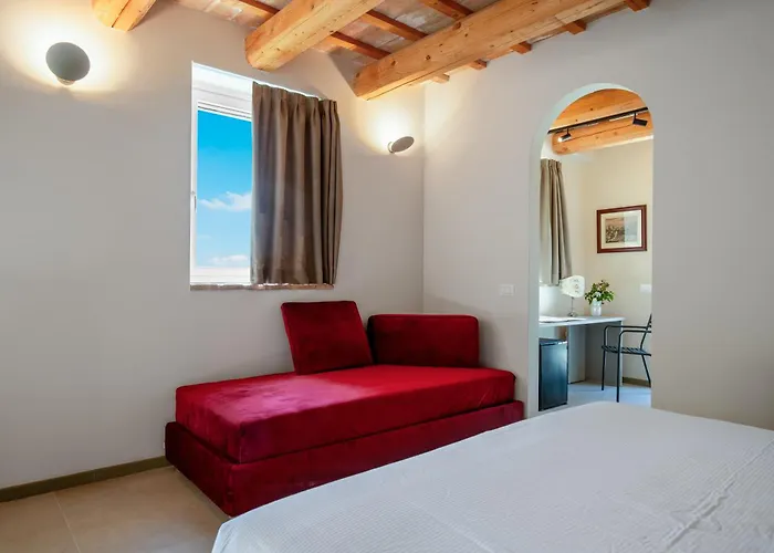 La Donnella - Residenza Di Campagna 3*