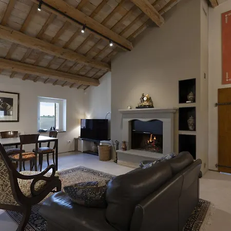 La Donnella - Residenza Di Campagna Affittacamere Senigallia