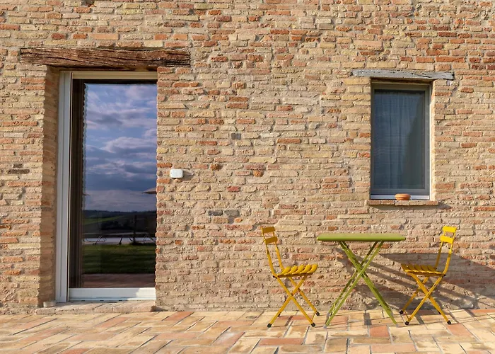 Guest house La Donnella - Residenza Di Campagna Senigallia