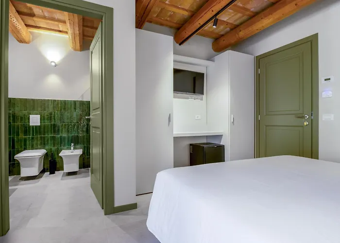 Guest house La Donnella - Residenza Di Campagna Senigallia